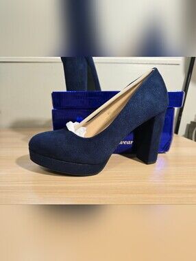 Women's Navy Suede Platform Pumps With A Block Heel